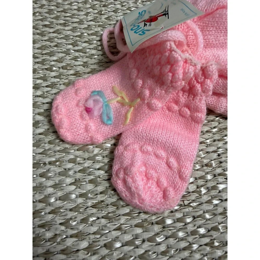 Vintage Sno-mates Arlington Pink Knit Hat and Mittens Set Floral cottagecore